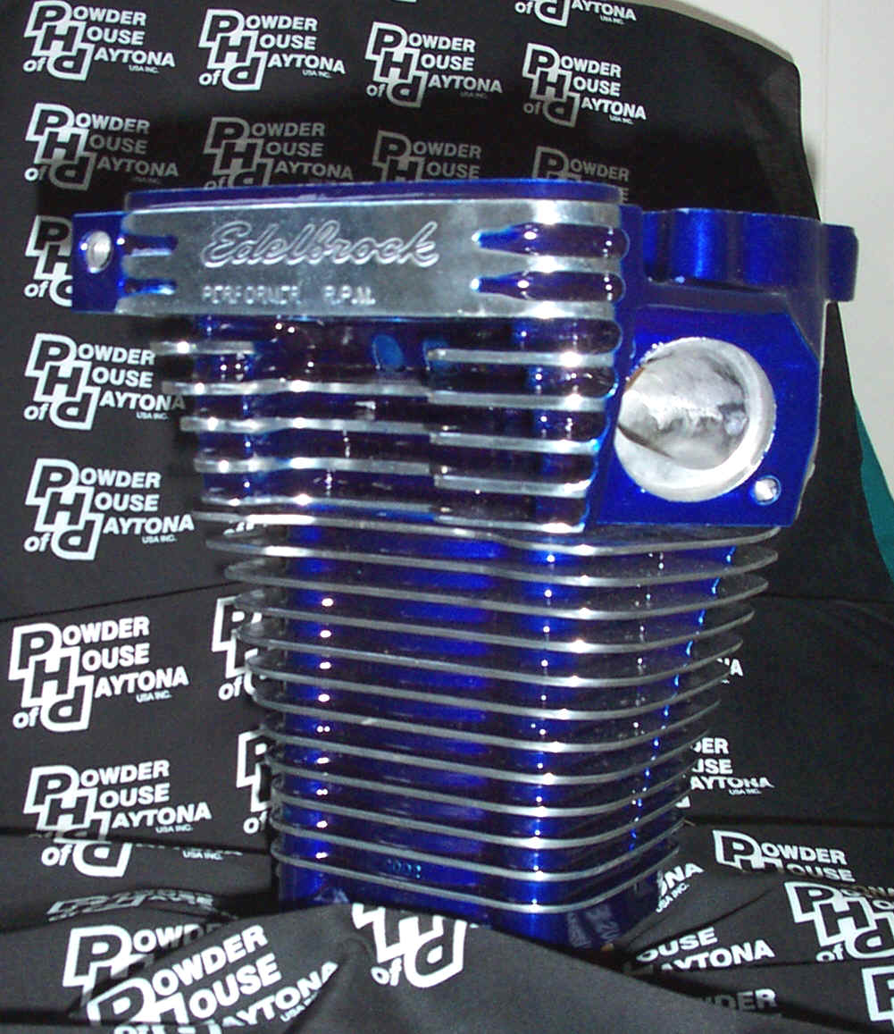 blue engine.jpg (514579 bytes)